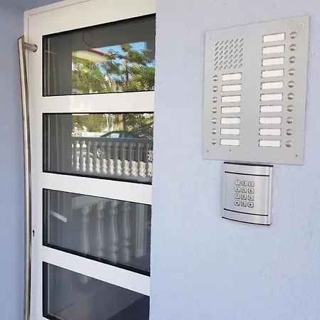 Apartment Milla Lux 1 *