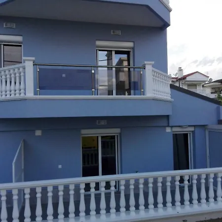 Milla Lux 1 Daire Paralía